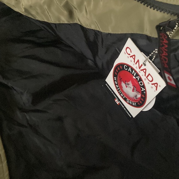 Canada Weather Gear Women's Long Hooded Puffer Coat - Picture 6 of 12